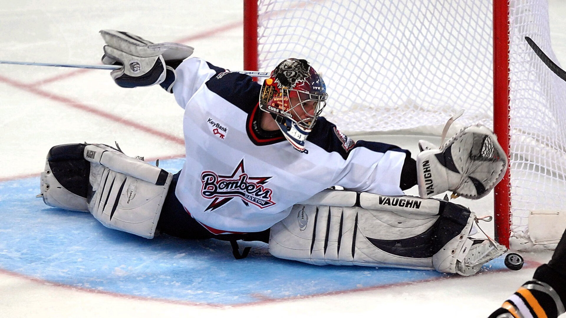 新时期青少年足球“创客”项目在多地试点推广，激发创新潜能，青少年足球宣传片